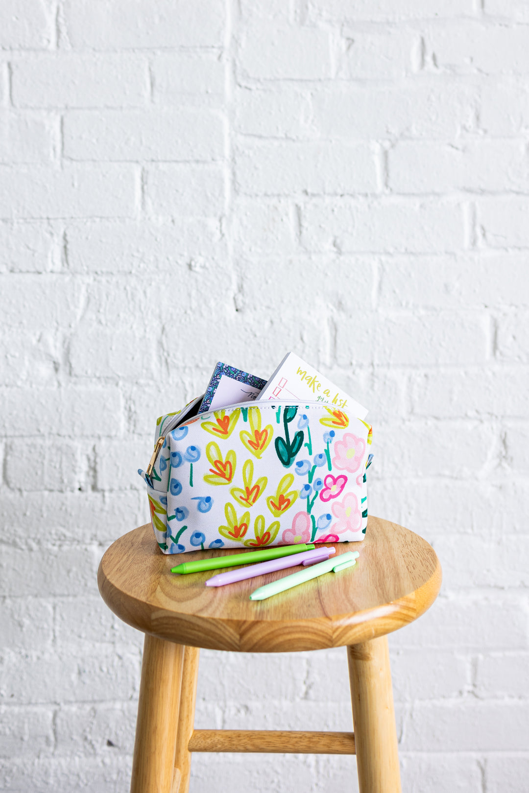 Lauren Floral White Zipper Bag