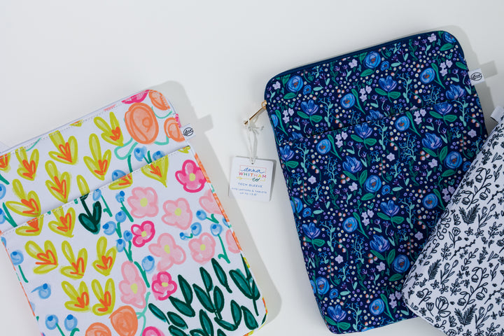 Alison Floral Tech Sleeve